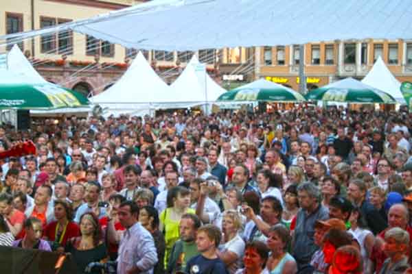 21. Stadtfest in Leipzig vom 1. bis 3. Juni 2012 paralel zur Automobilmesse AMI